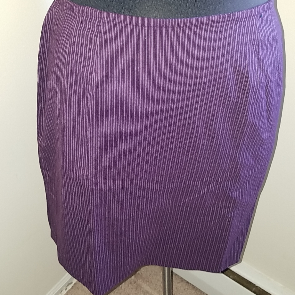 Size 18 Venezia Purple Stripped skirt